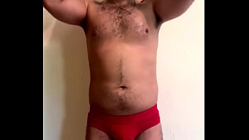 Para los que son nuevos bienvenidos aquí podrán encontrarme a mí luchando cogiendo fumando dominando o alguna com