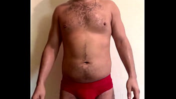 Para los que son nuevos bienvenidos aquí podrán encontrarme a mí luchando cogiendo fumando dominando o alguna com