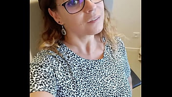 Un petit coucou du boulot tu me ferais quoi si tu étais mon boss ou mon