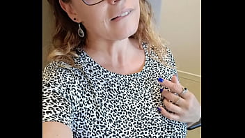 Un petit coucou du boulot tu me ferais quoi si tu étais mon boss ou mon