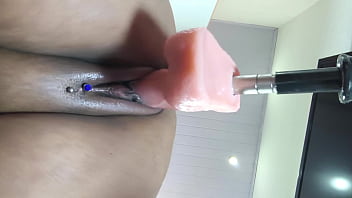 Buceta molhadinha com a rola toda lá dentro até gozar mijando Buceta molhadinha com a rola toda lá dentro até gozar mijando