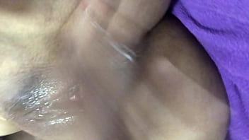 Necesito lamer coño