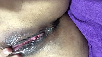 Necesito lamer coño