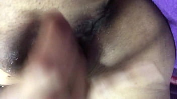 Necesito lamer coño