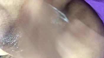 Necesito lamer coño