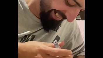 A una reina se la trata como se merece no les gustaria verla hacerme una paja con esos piesitos hernosos A una reina se la trata como se merece no les gustaria verla hacerme una paja con esos piesitos hernosos