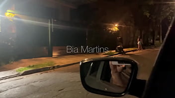 Perdida a noite no centro um estranho me ajudou bia martins