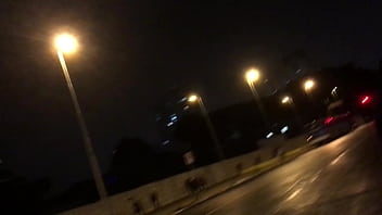 Jaqueta vermelha da novinha