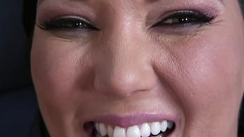 Did you know jessica bangkok and mandy more were real life roommies not only are they hot