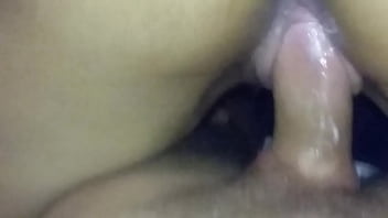 Novinha rabuda sentando no pau