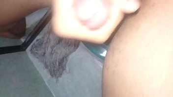 Me masturbo hasta hecharla toda