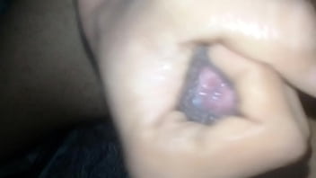 Me masturbo hasta hecharla toda