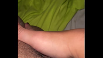 Masturbandome escucha que rico mi sonido