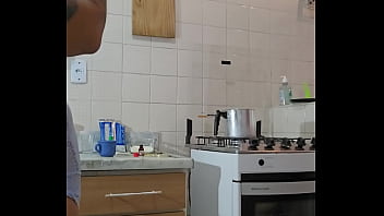 O Safado Do Meu Marido Chamou Essa Moça Pra Me Ajudar Em Casa Só Porque Ela é Bucetuda thumbnail