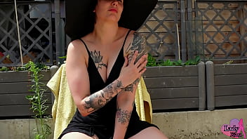 Petit extrait de ma dernière vidéo amateur elle vous attend au chaud