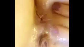 Gostosa se masturbando