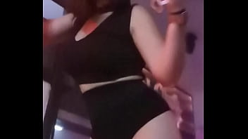 Je ne dance pas le mya mais ça devrais te plaire le velvet club pour l'