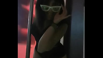 Je ne dance pas le mya mais ça devrais te plaire le velvet club pour l'