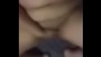 Big booty hoe playing with herself