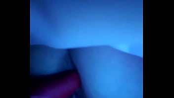 Showing dildo in my ass on skibbel