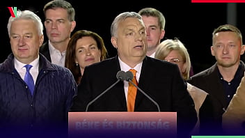 Midget With The Help Of Old Man And Women Fucks Europe thumbnail