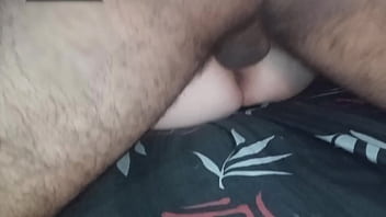 Humilhando corno com pau monstro do amigo