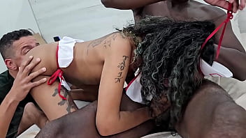 A enfermeira fez seu paciente melhorar com uma bota putaria a tres