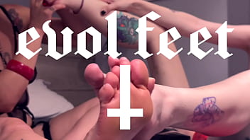 I want you to run your tongue between my toes