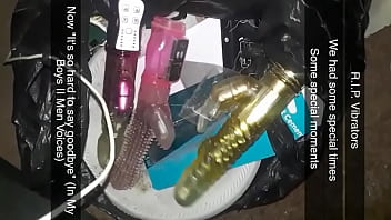 It's so hard to say good It's so hard to say good