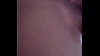 Mi prima caliente se graba para mi