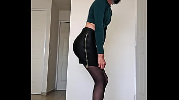 Sofia natalia colin se corre en sus medias trailer