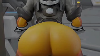 Y tracer tiene unos culos kbron que te dejan seco como mar de bolivia