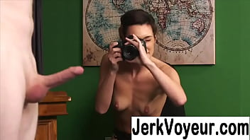 You like lady voyeurs