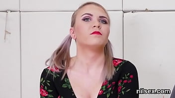 Crazy whore gets her fuckholes spread and extremely rode