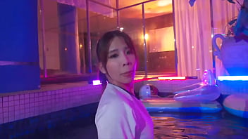 Swimming pool party fucking show short 泳池趴就是要交配啊，不然要幹嘛！ short