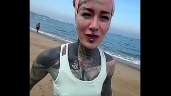 Running in tourest hell pattaya dfelt never so weird while running was the only one for sure out here making real