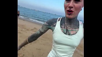 Running in tourest hell pattaya dfelt never so weird while running was the only one for sure out here making real