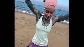 Running in tourest hell pattaya dfelt never so weird while running was the only one for sure out here making real