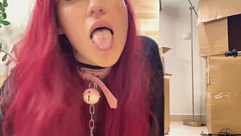 Me teen sexy girl hot passionately kisses and licks a guy's tongue