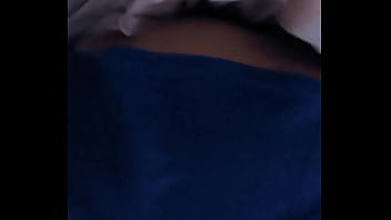 Namotada rabuda se exibindo