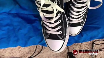 Cassandra cain demands you to clean and worship her sneakers