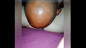 Tycosys se regale de la chatte de cette teen