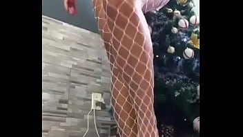 Feeling festive in my christmas dress comment ‘’ and share this post for a little gift from me #chr Feeling festive in my christmas dress comment ‘’ and share this post for a little gift from me #chr