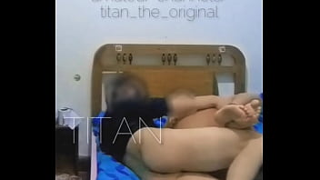 Se pone caliente la vecina y le parto el coño