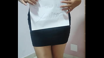 Vídeo Sensual De Verificação Para O Site Vestido Preto thumbnail