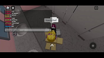 Brasileirinha levando cacete no roblox