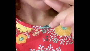 Ninfetinha chupando gostoso