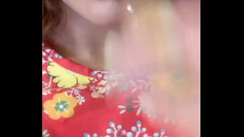 Ninfetinha chupando gostoso