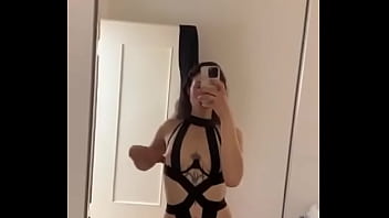 Dai che è venerdì sto già provando l outfit per la serata #perv voi che farete