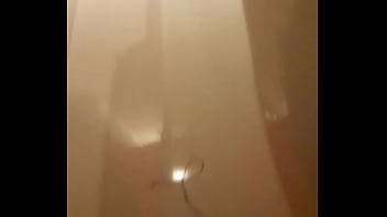 Espiando En El Baño Del Cine thumbnail